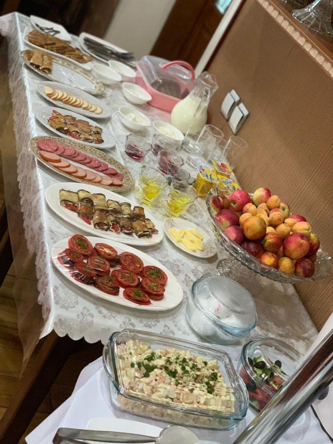 Almaz Guest House Dusjanbe Eksteriør billede